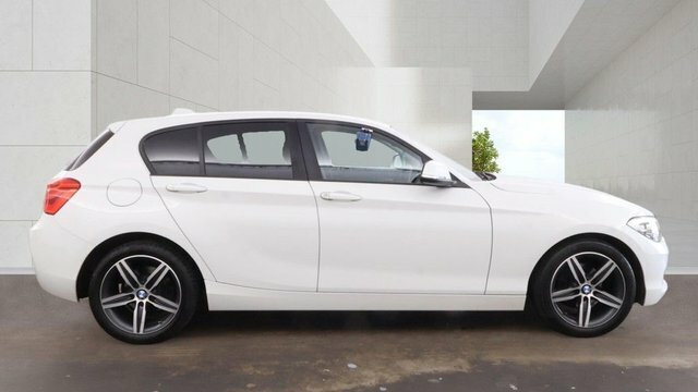 BMW 1 Series 2019 1.5 118I Sport Hatchback Eu White #6