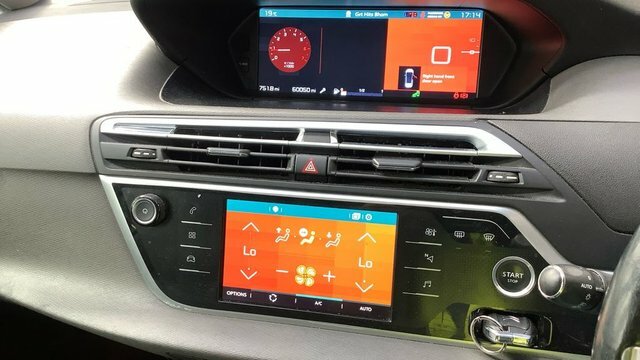 Citroen Grand C4 Picasso Mpv 2.0 Hdi Flair 7 Seater 2017 Beige #10
