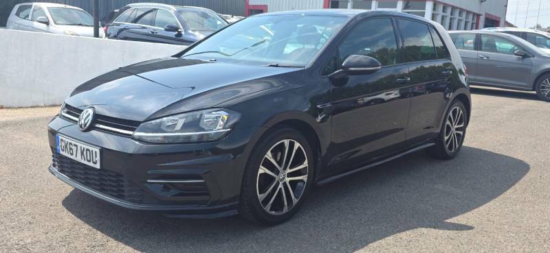 Volkswagen Golf 1.5 Tsi Evo 150 R-line Dsg Black #2