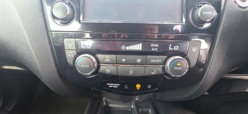 Nissan X-Trail 1.6 Dci Tekna 130 Bhp Silver #20