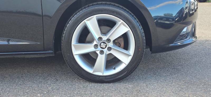 Seat Ibiza Tsi Act Fr 3-Door Red #7