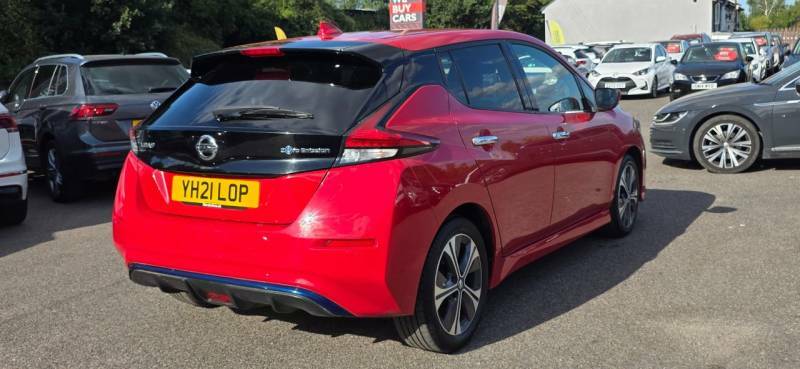 Nissan Leaf 110Kw N-connecta 40Kwh - 2021 21 Red #5