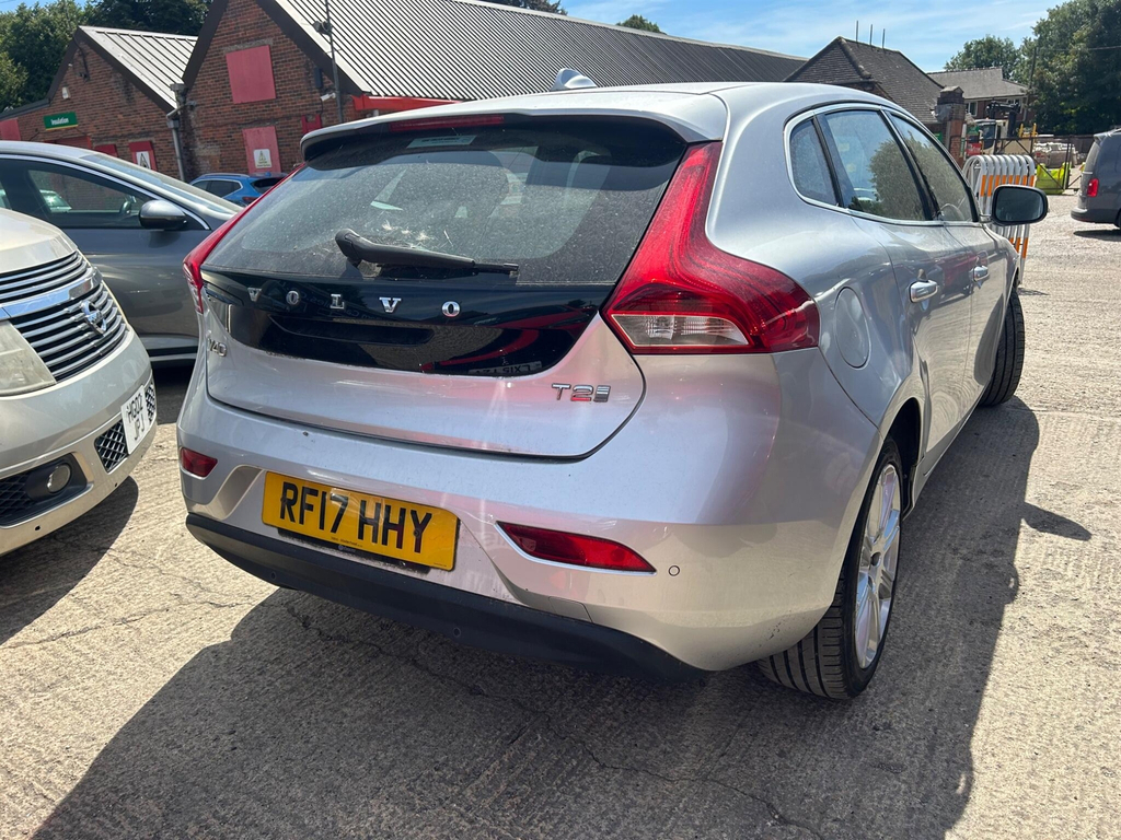 Volvo V40 1.5 T2 Inscription Euro 6 Ss #3