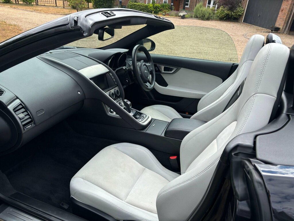 Jaguar F-Type 3.0 V6 Convertible Euro 6 S S 3 White #31