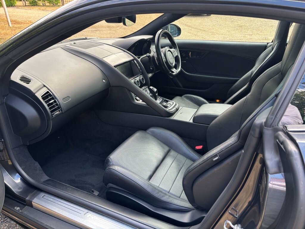 Jaguar F-Type Coupe 3.0 V6 400 Sport Euro 6 Ss 2018 White #24