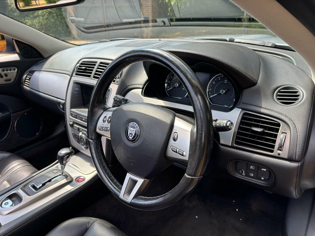 Jaguar XK 4.2 V8 Convertible Euro 4 300 Ps #25