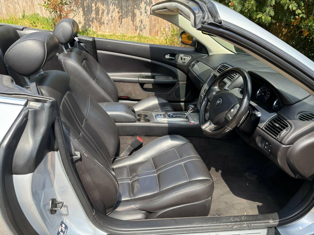 Jaguar XK 4.2 V8 Convertible Euro 4 300 Ps #19