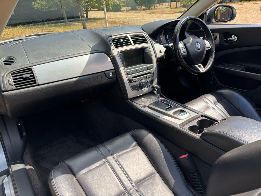 Jaguar XK 4.2 V8 Convertible Euro 4 300 Ps #16