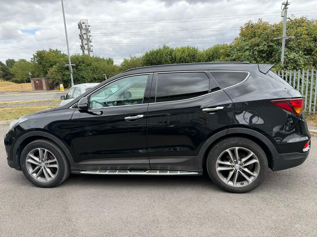Hyundai Santa Fe 2.2 Crdi Blue Drive Premium Se 7 Seats Black #2