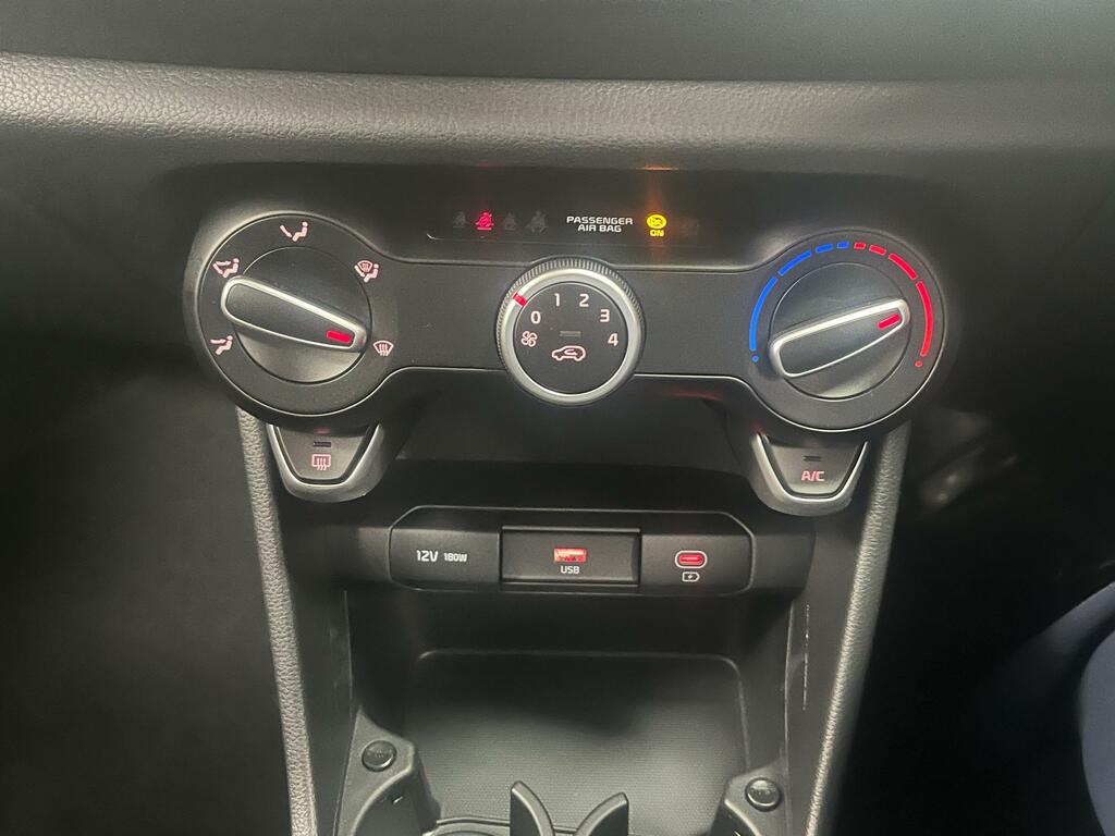 Kia Picanto 1.0 Pure White #22