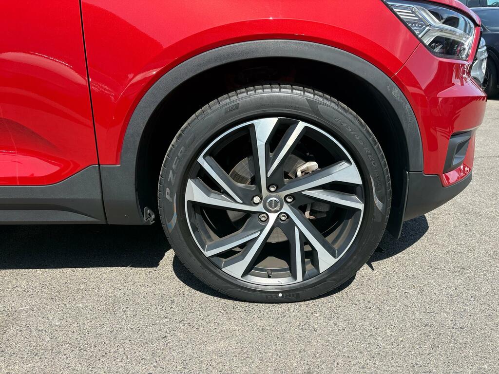 Volvo XC40 2.0 B4p R Design Pro Red #5