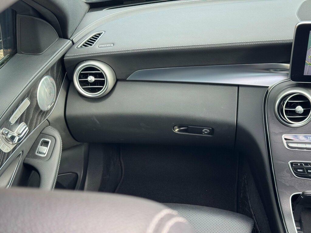 Mercedes-Benz C Class 2016 2.1 C250d Amg Line Premium Plus Estate Blue #26