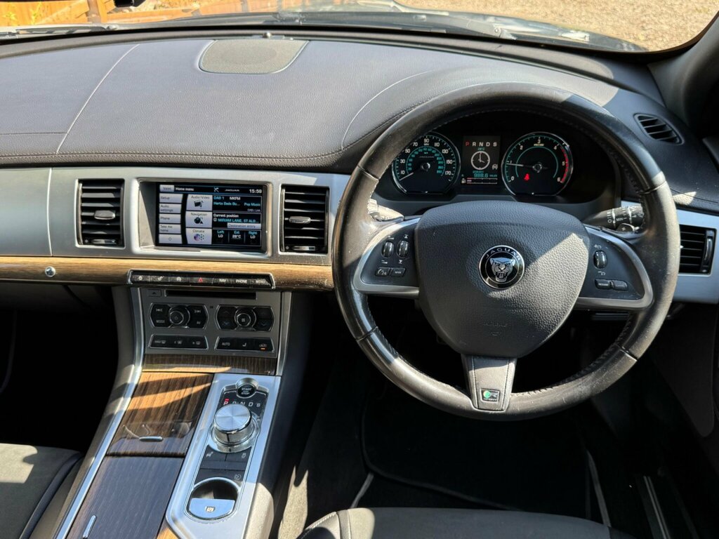 Jaguar XF 3.0D V6 Premium Luxury Sportbrake Euro 5 Ss White #52
