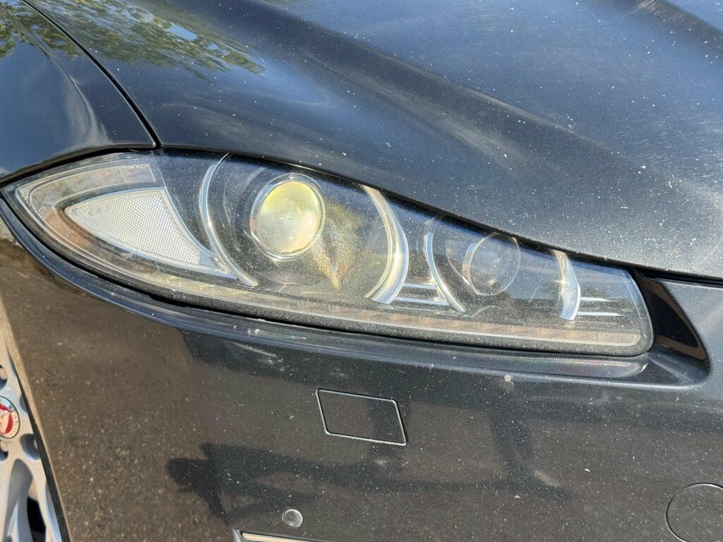 Jaguar XF 3.0D V6 Premium Luxury Sportbrake Euro 5 Ss White #54