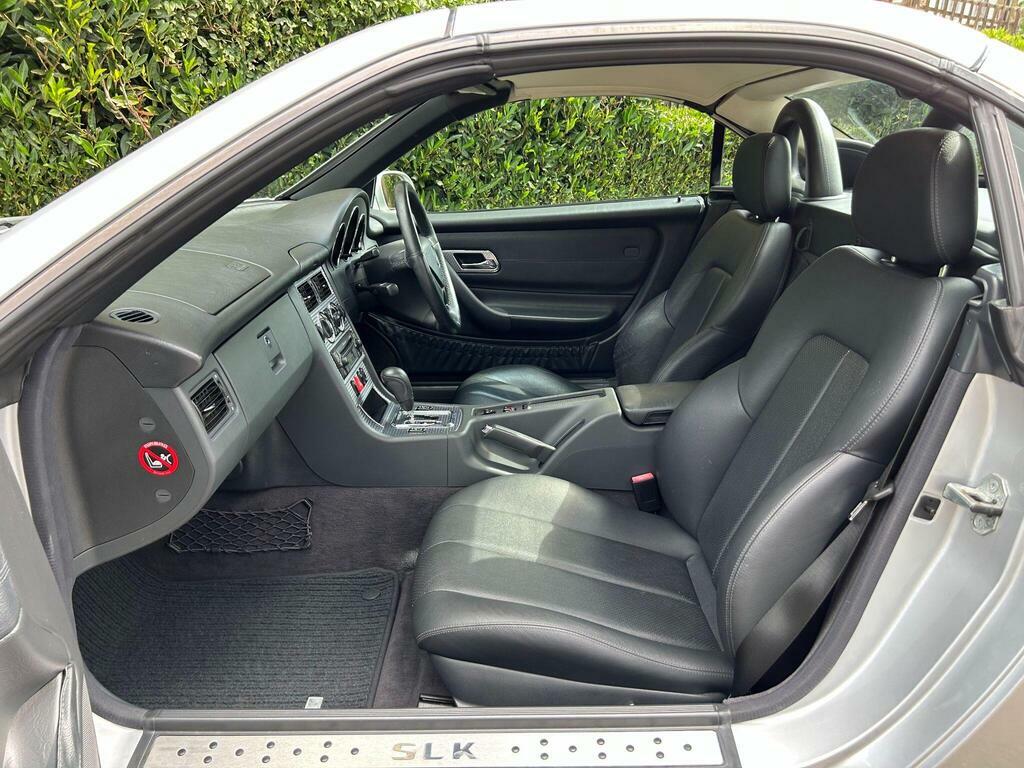 Mercedes-Benz SLK 200 Kompressor Blue #26