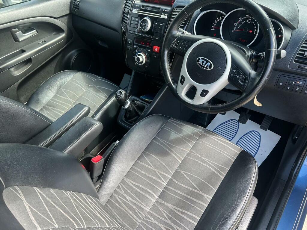 Kia Venga Mpv 1.4 Crdi 2 Euro 5 201463 Black #21
