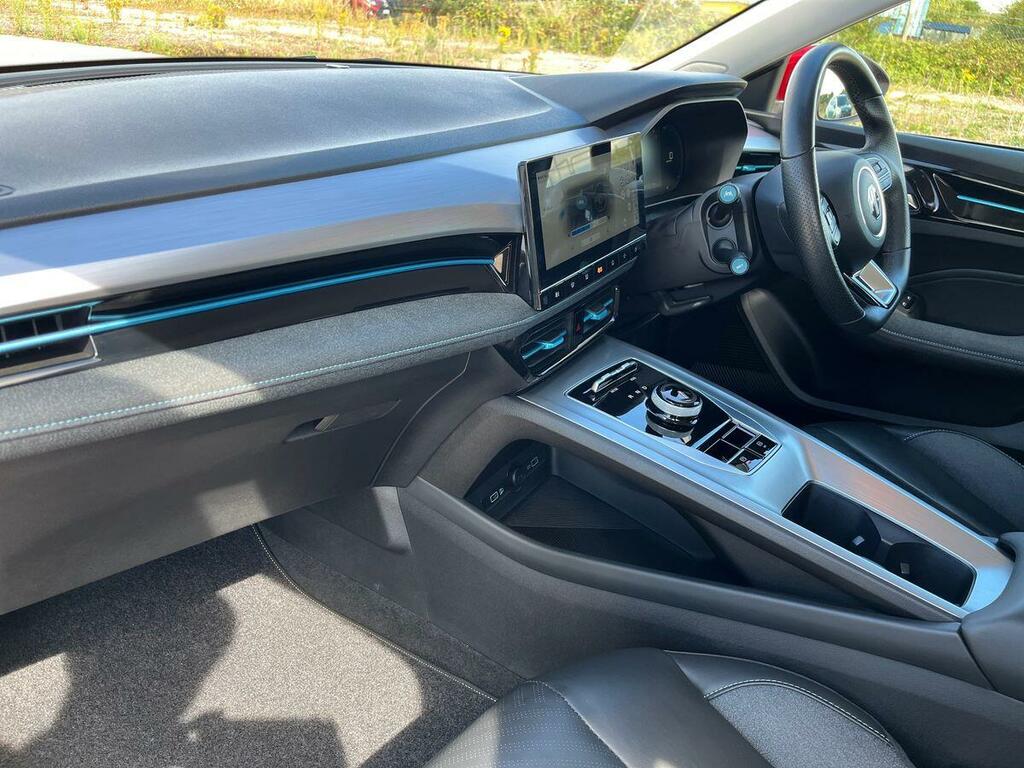 MG MG5 61.1Kwh Trophy Long Range Estate Red #2