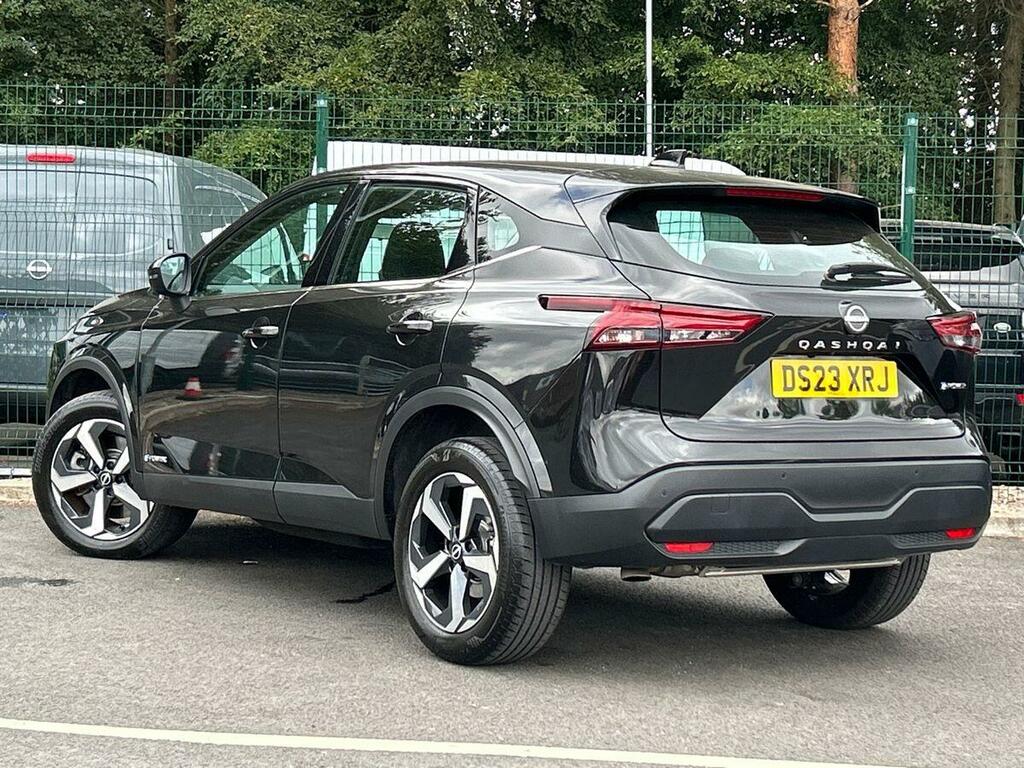 Nissan Qashqai 1.5 H E-power Acenta Premium Suv Hybrid Black #3