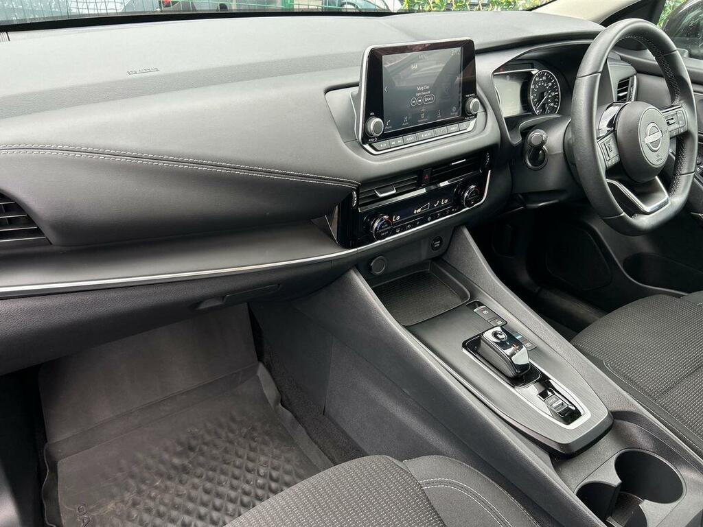 Nissan Qashqai 1.5 H E-power Acenta Premium Suv Hybrid Black #2