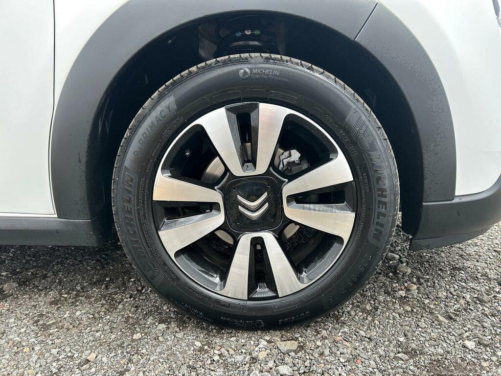 Citroen C3 1.2 Puretech You Hatchback Euro  #9