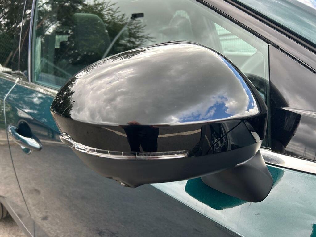 Nissan Qashqai Tekna Silver #24