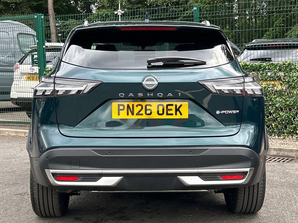 Nissan Qashqai Tekna Silver #5