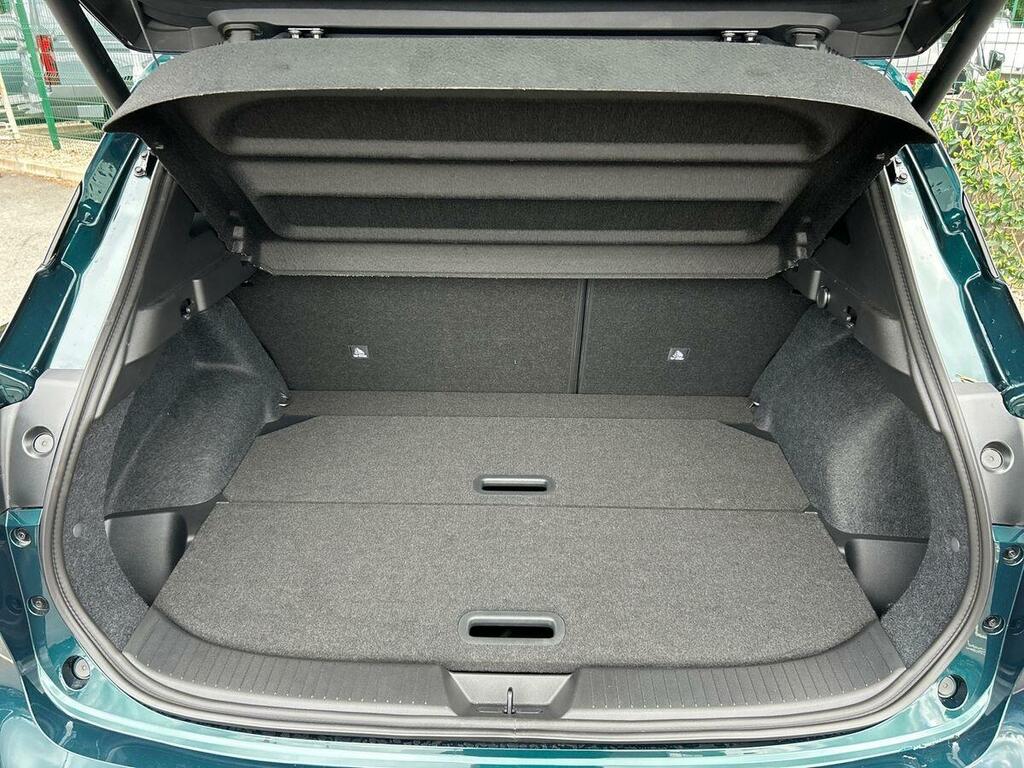 Nissan Qashqai Tekna Silver #19