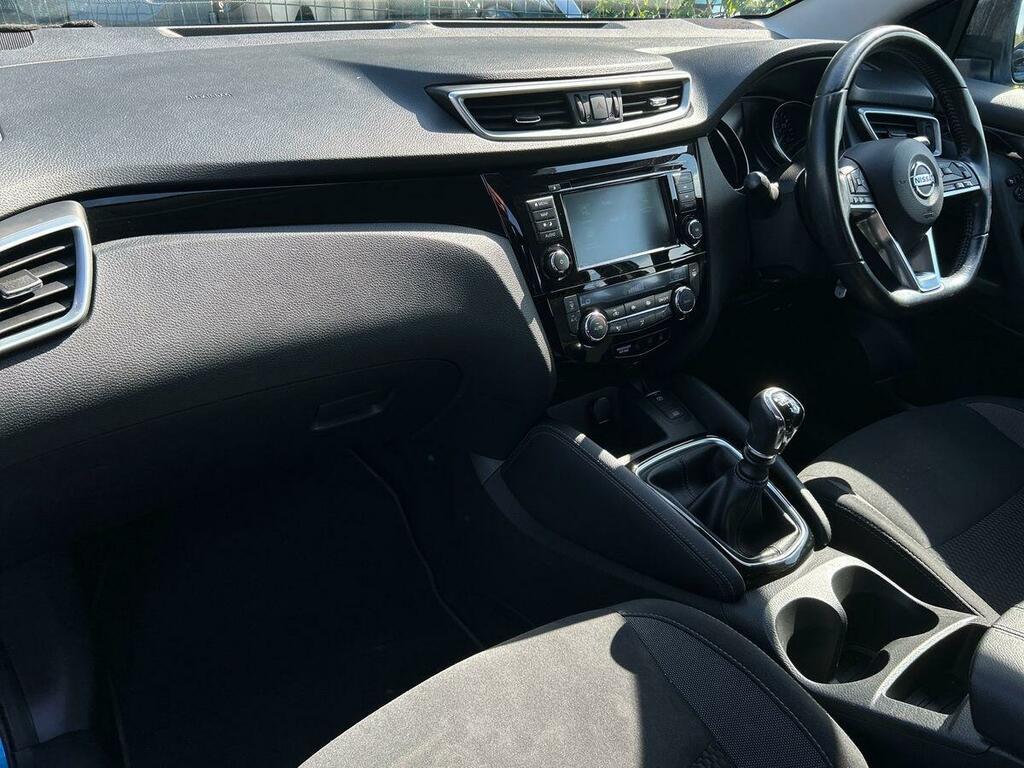 Nissan Qashqai 1.3 Dig-t Acenta Premium Suv Eur Blue #2