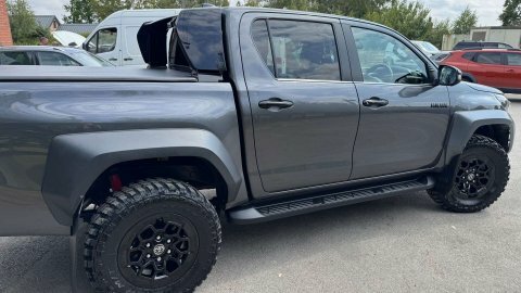 Toyota HILUX 2.8 D-4d-h Invincible X 4Wd Euro 6 White #105