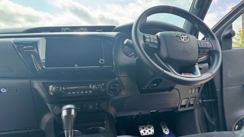 Toyota HILUX 2.8 D-4d-h Invincible X 4Wd Euro 6 White #65