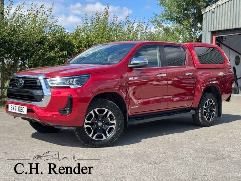 Toyota HILUX 2.8 Hilux Invincible Red