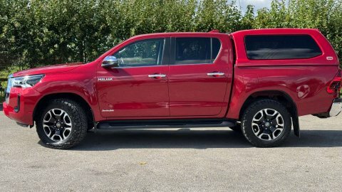 Toyota HILUX 2.8 Hilux Invincible Red #5