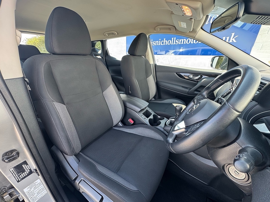 Nissan Qashqai Dci Acenta Premium Silver #3