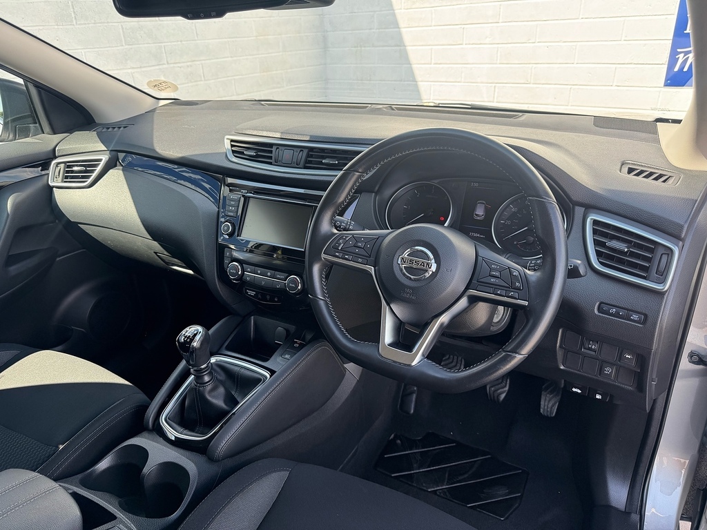 Nissan Qashqai Dci Acenta Premium Silver #4