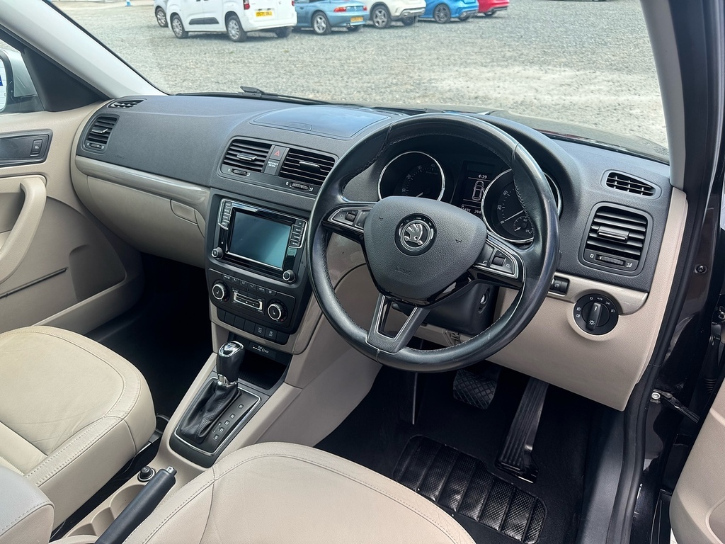 Skoda Yeti Tsi Elegance Black #5