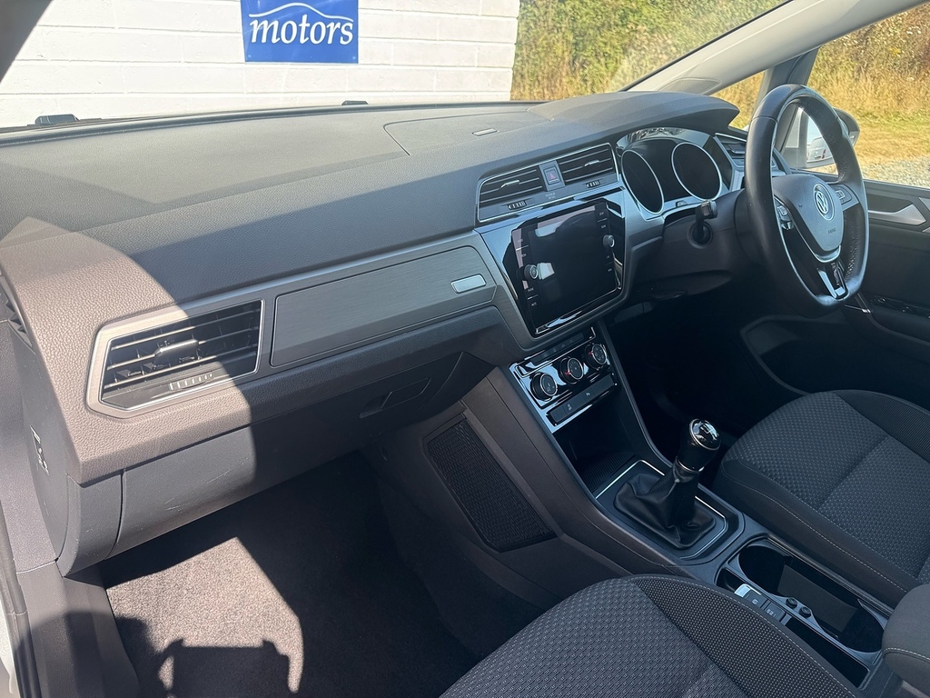 Volkswagen Touran Tdi Se Silver #4