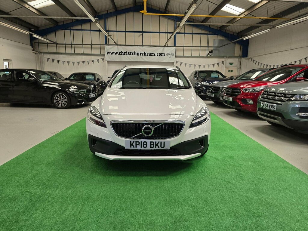 Volvo V40 Cross Country 2.0 D3 Pro Euro 6 Ss KP18BKU #4