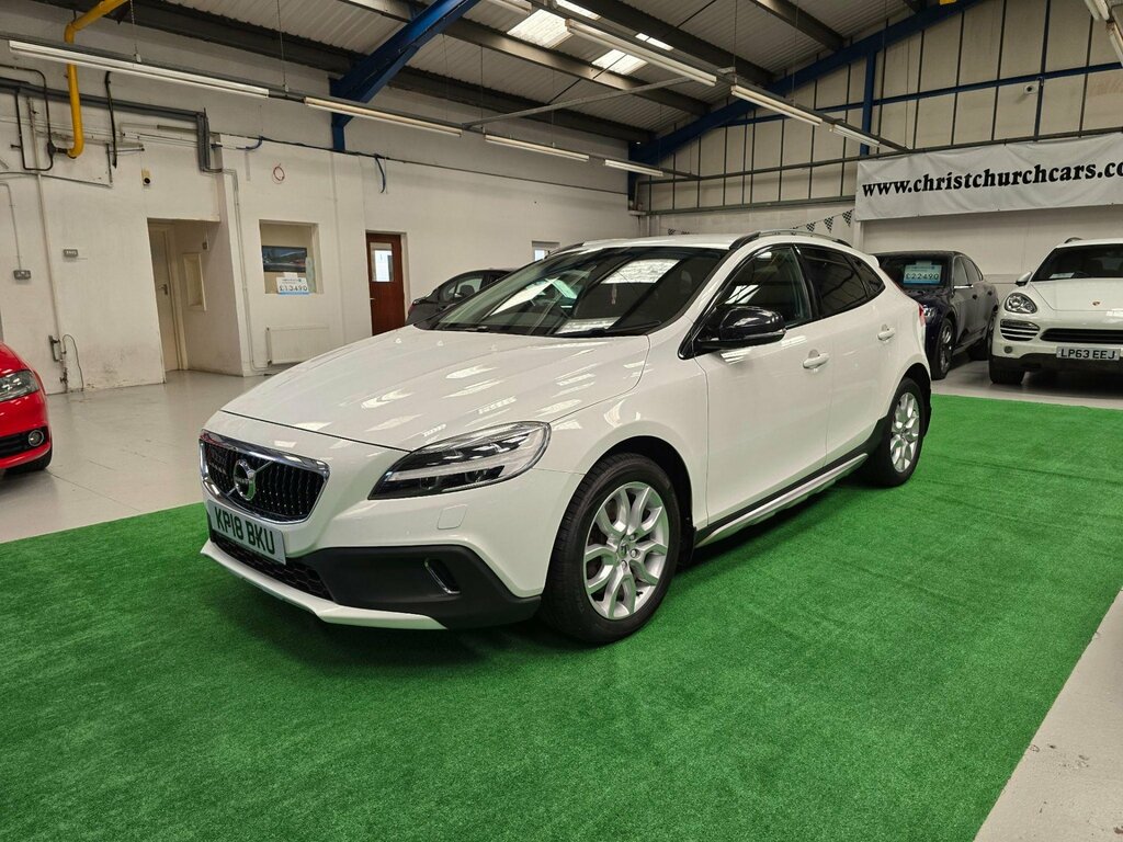 Volvo V40 Cross Country 2.0 D3 Pro Euro 6 Ss KP18BKU #6