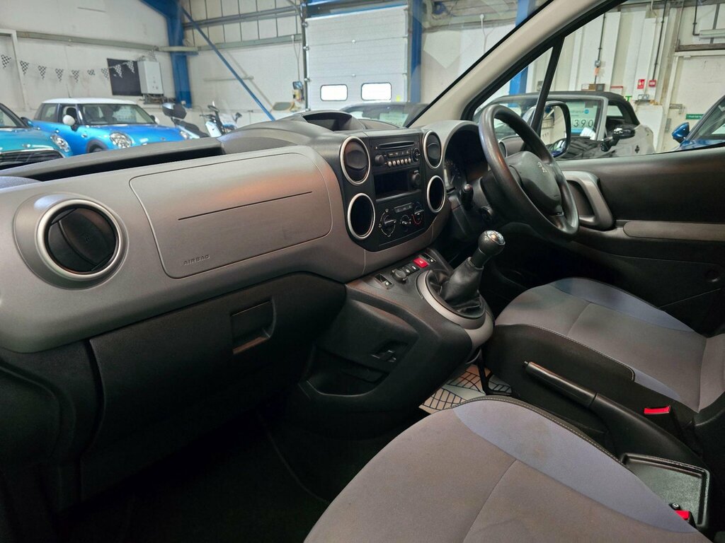 Peugeot Rifter Mpv Silver #2