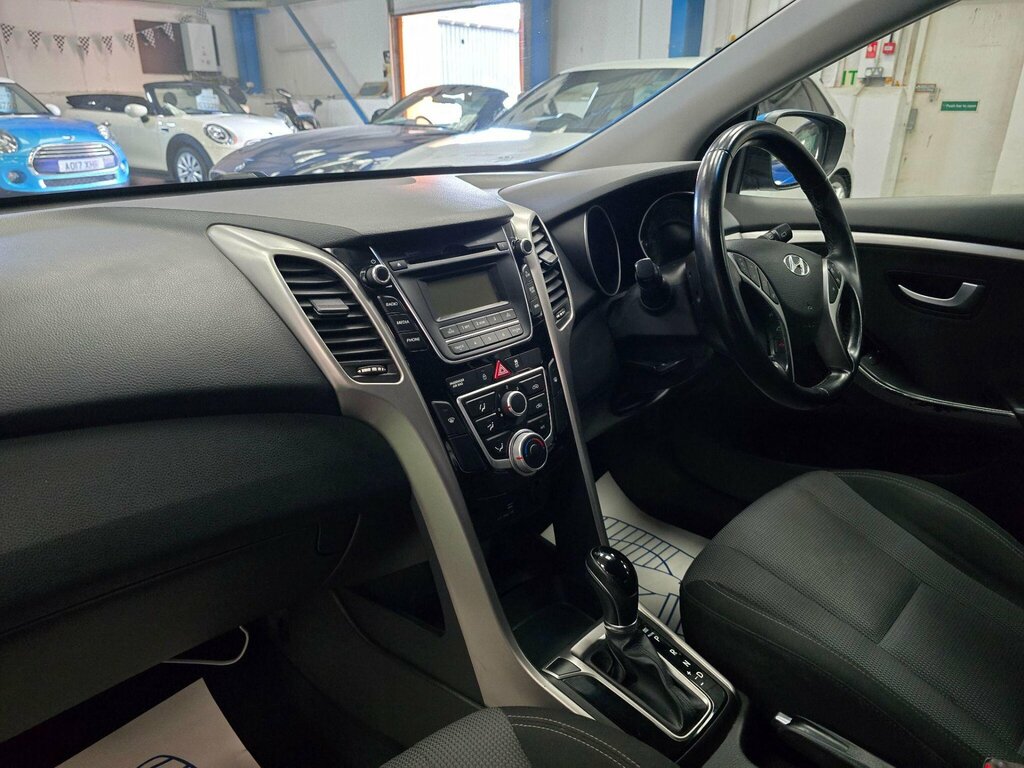 Hyundai I30 1.6 Se Euro 6 #6