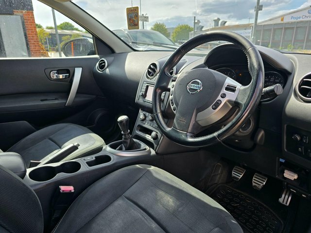 Nissan Qashqai Acenta Black #5