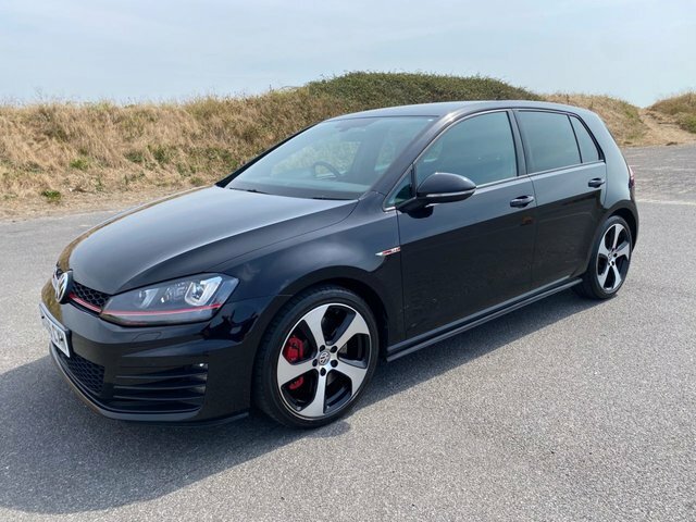 Volkswagen Golf Tsi Bluemotion Tech Gti Black #2