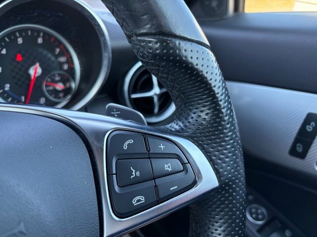 Mercedes-Benz SLC Slc300 Amg Line U6423 Ulez White #32