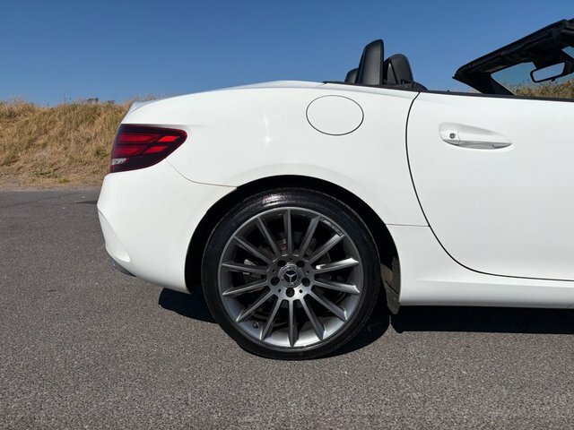 Mercedes-Benz SLC Slc300 Amg Line U6423 Ulez White #18