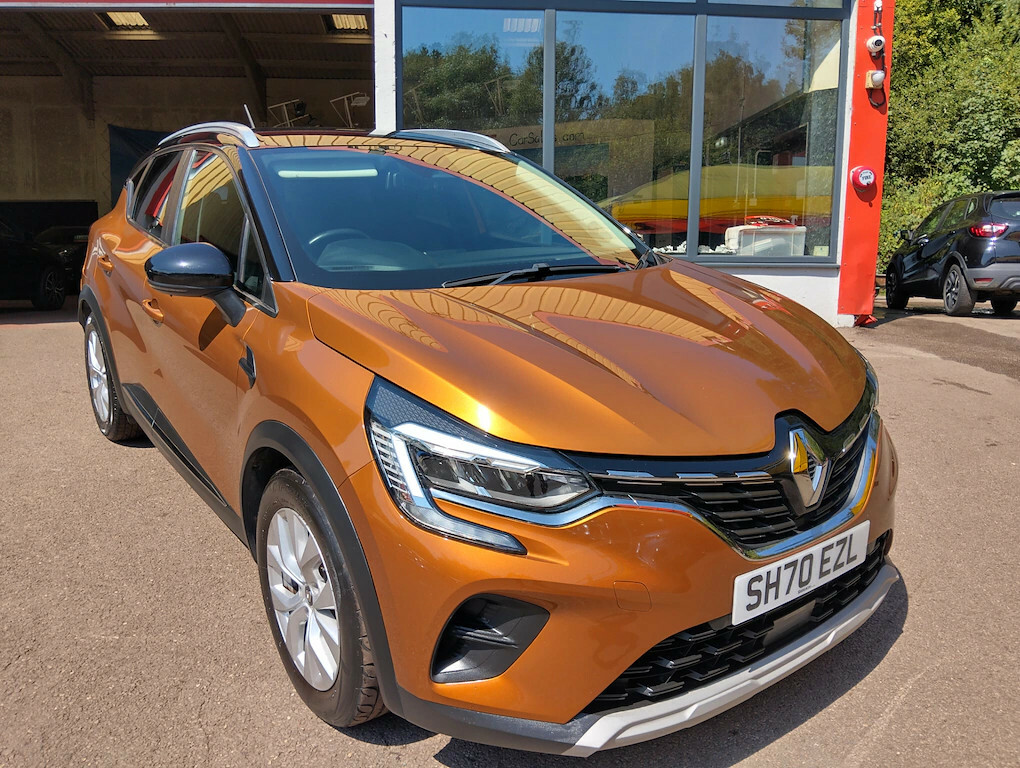 Renault Captur 1.3 Tce 130 Iconic Hatchback Black #2