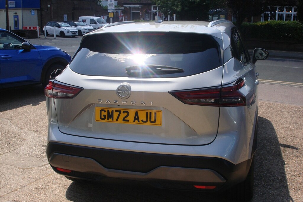 Nissan Qashqai 1.3 Dig-t Mh 158 Tekna Silver #5