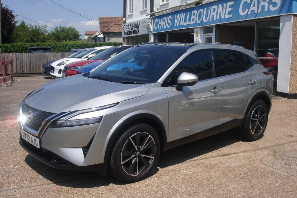 Nissan Qashqai 1.3 Dig-t Mh 158 Tekna Silver #2