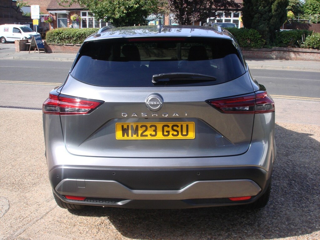 Nissan Qashqai 1.3 Dig-t Mh 158 Tekna Grey #4