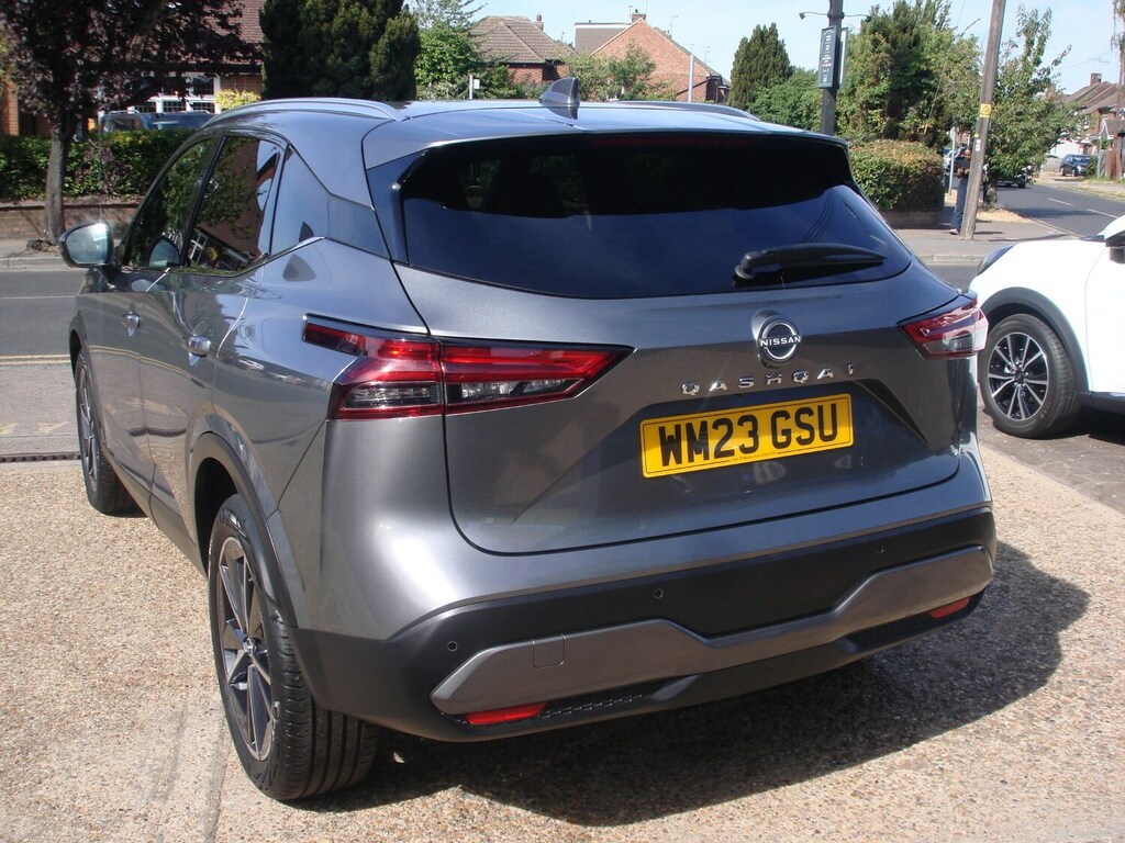 Nissan Qashqai 1.3 Dig-t Mh 158 Tekna Grey #3