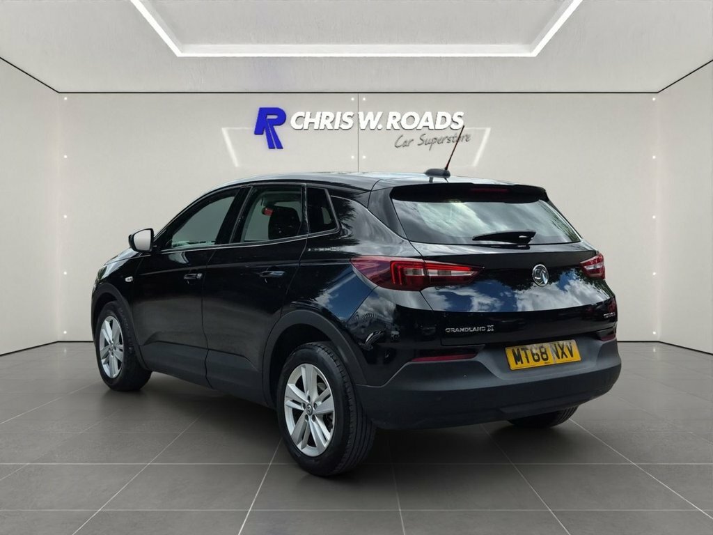 Vauxhall Grandland X 1.6L Se MT68NXV Black #2